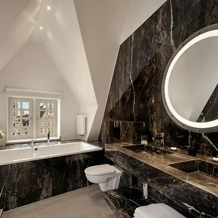 Marriott Hotell 4*
